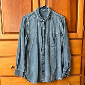 Old Navy Womens Distressed Button Down Top
